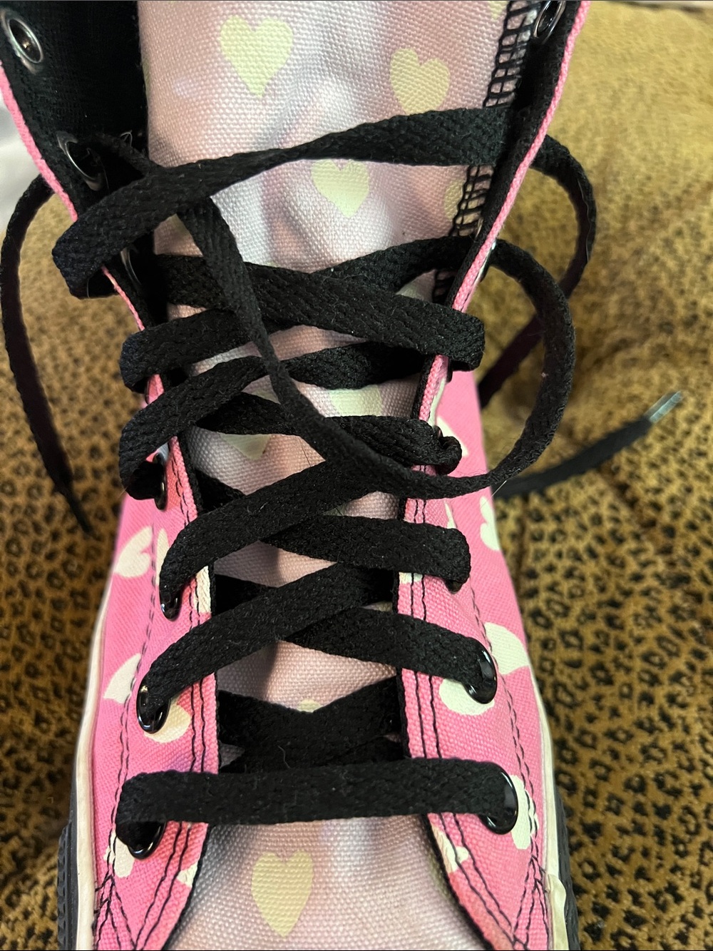 Converse Twisted Hearts Peony Pink High-Top Sneakers with Black Womens 9/ Mens 7 - Picture 4 of 12